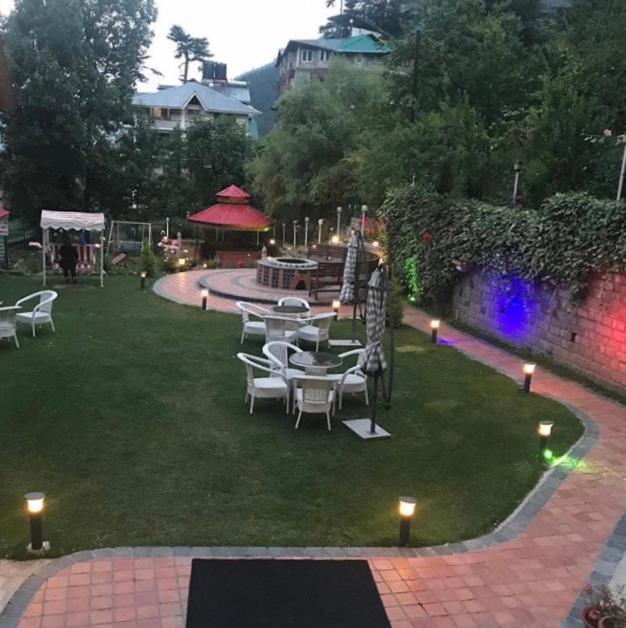 Hotel Shingar Regency Manāli Exterior foto